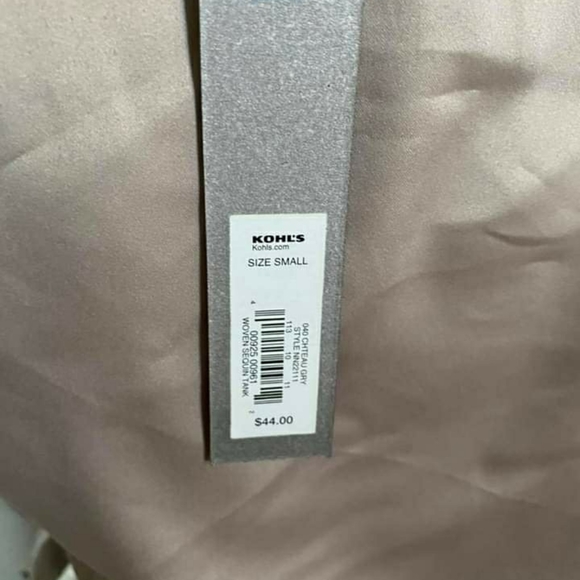 Brand new tank top/ blouse - Picture 4 of 4